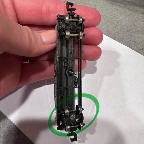 Firestone 42 Ft Three Dome Tank Car GATX30928 Bachmann N Scale Model 5428 w Box - Picture 9 of 16